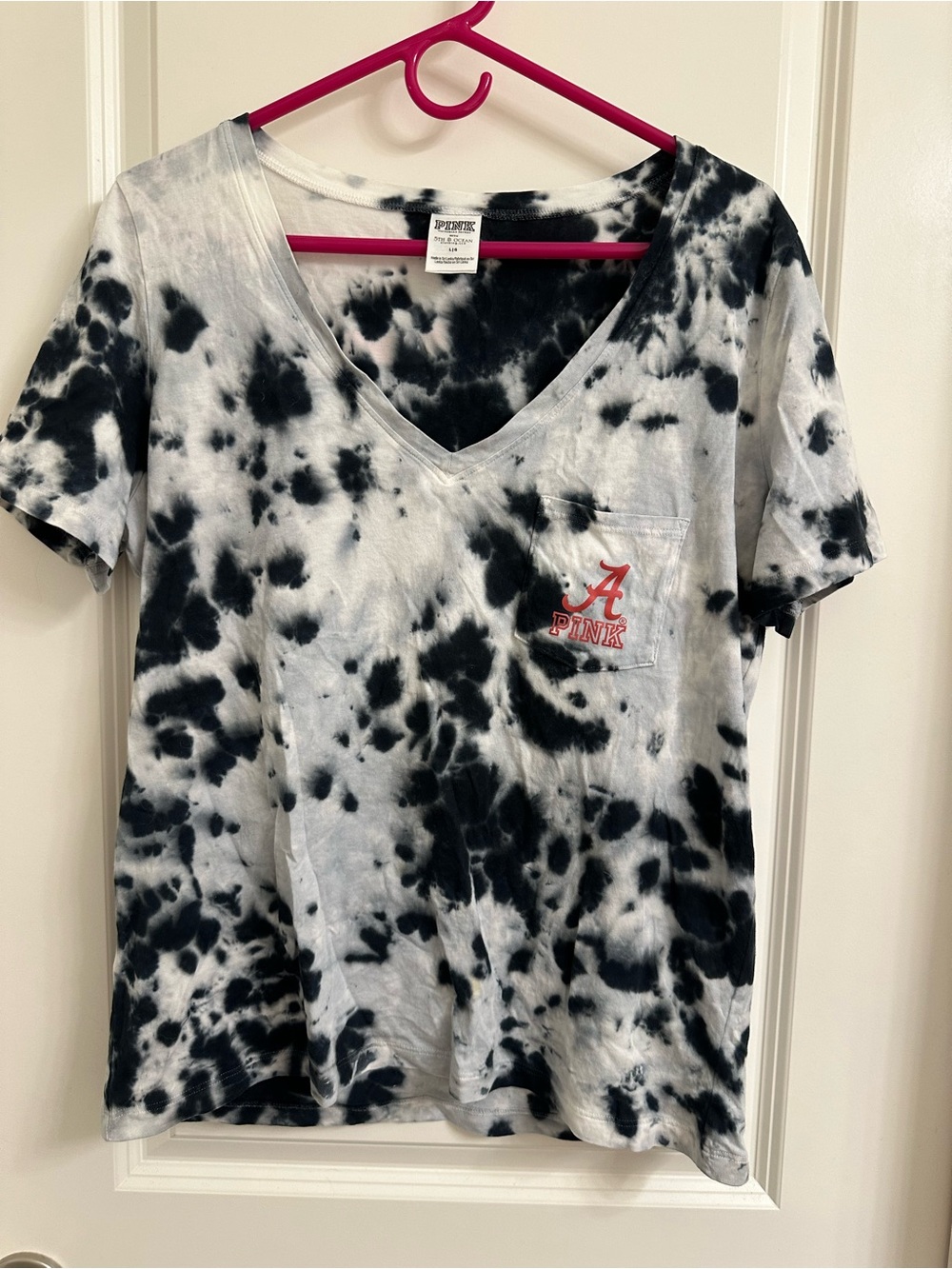 PINK Victoria's Secret Black and White Tie-Dye Tank Top